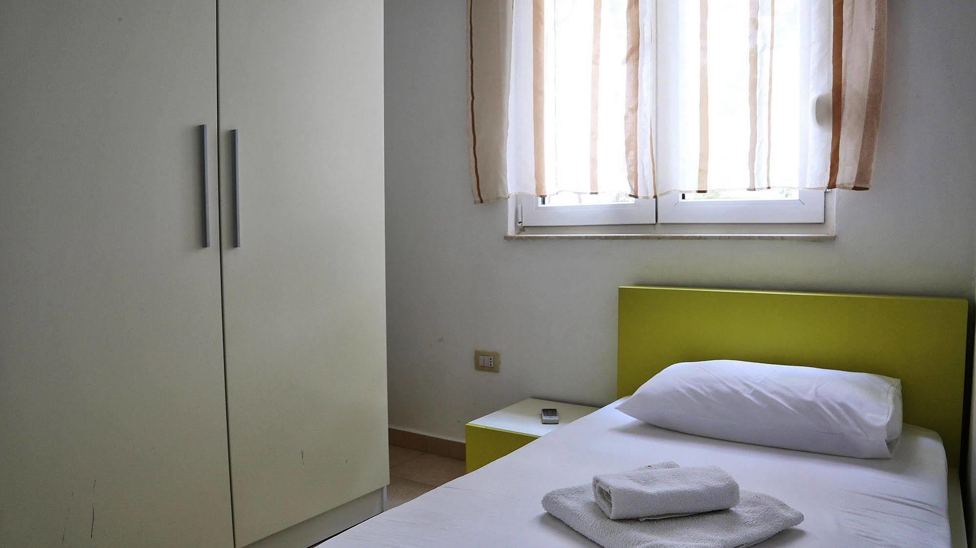 Bougainville Bay Apartments Σαράντα Εξωτερικό φωτογραφία